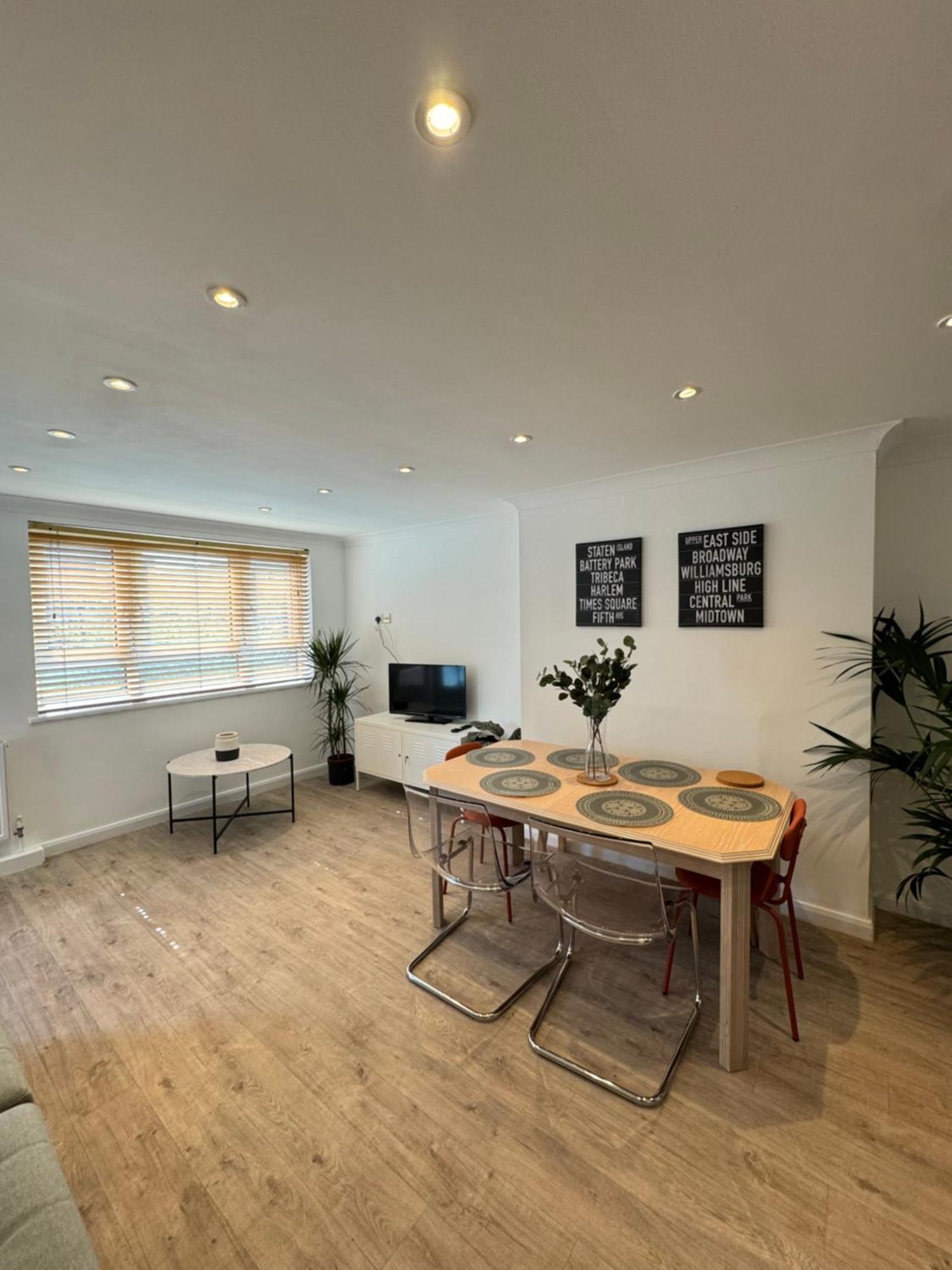 Spacious 3bd Flat Close To Tube - Fulham! Apartamento Londres